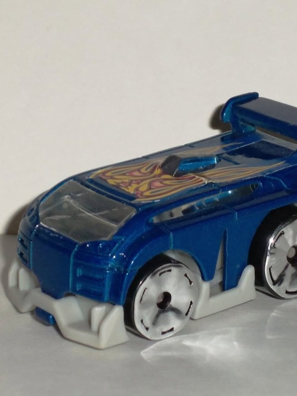 2003 HOT WHEELS, BLINGS HYPERLINER, MINT IN THE PACKAGE!!!